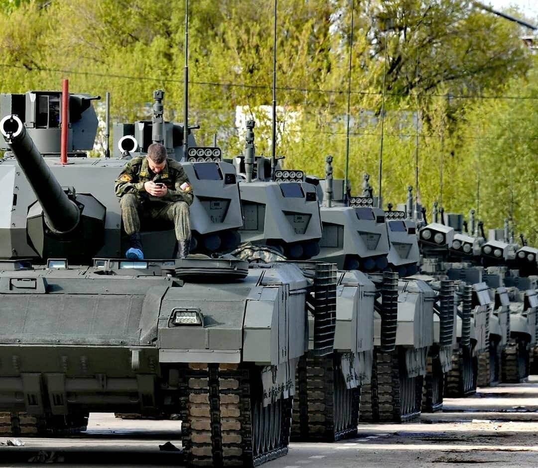 Новый российский танк "армата" т-14