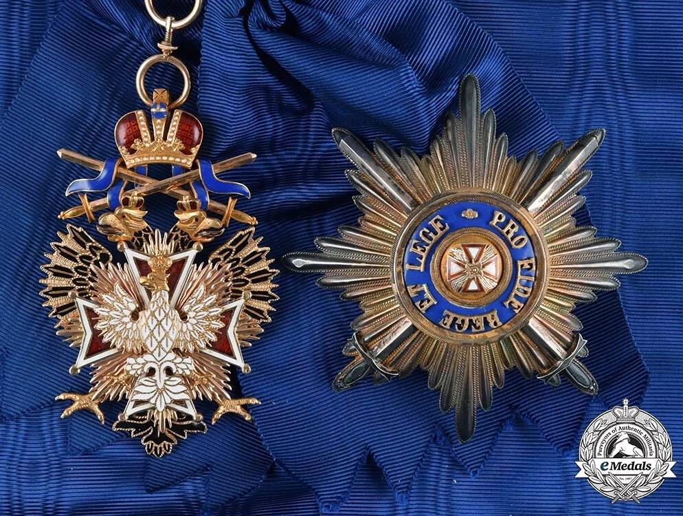 Ордена и медали – почётные награды за воинские отличия и заслуги в бою и военной службе