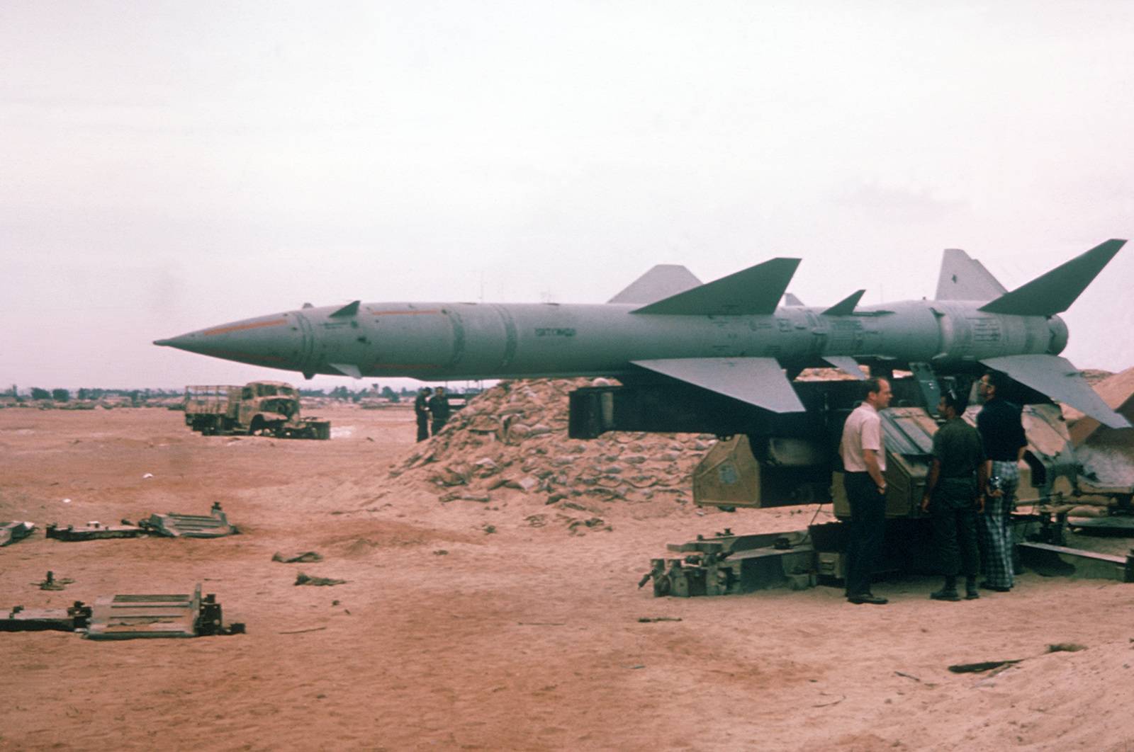11 декабря 1957 года был принят на вооружение зрк са-75 "двина"
