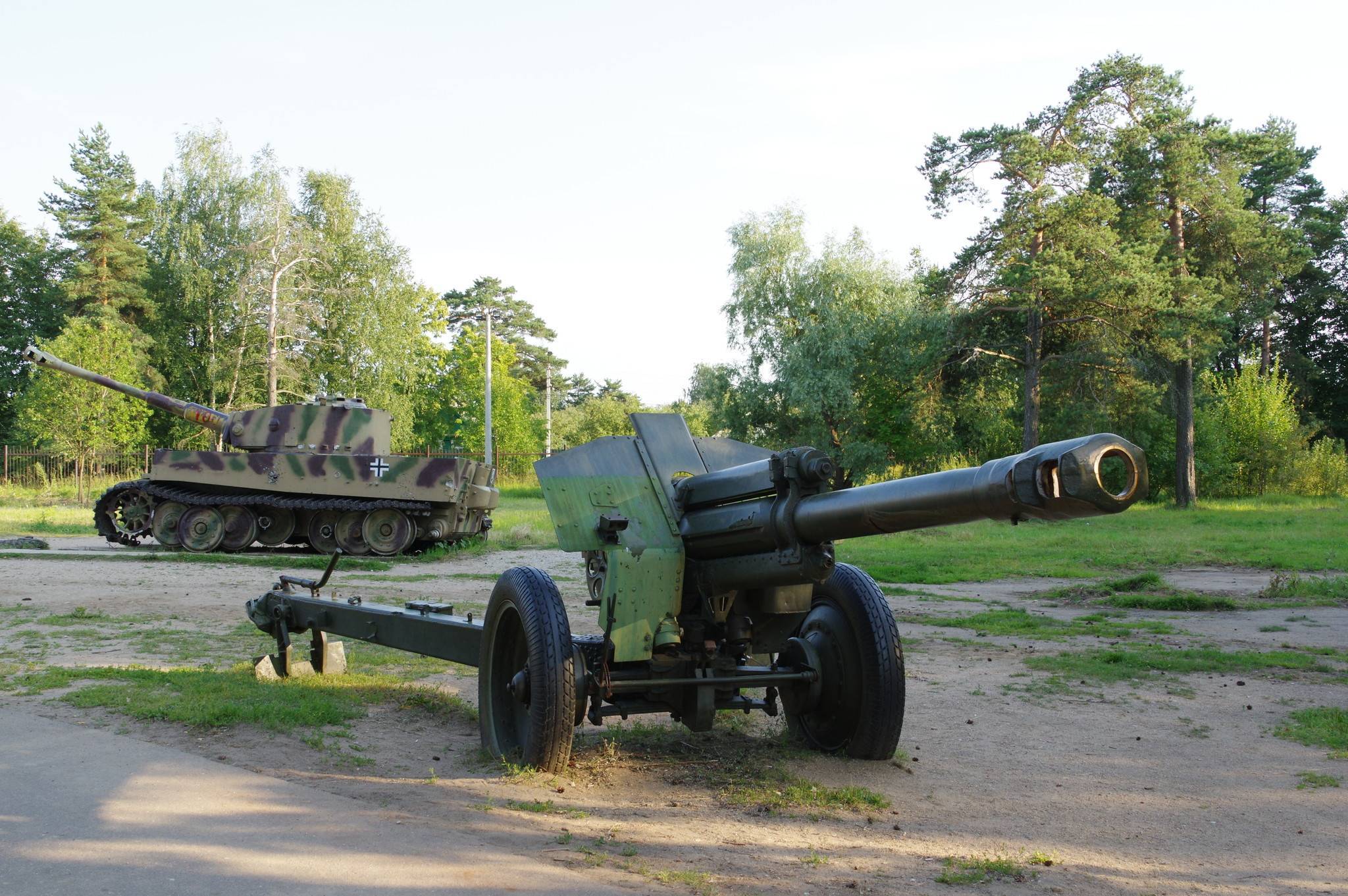 152-мм гаубица образца 1943 года (д-1)
