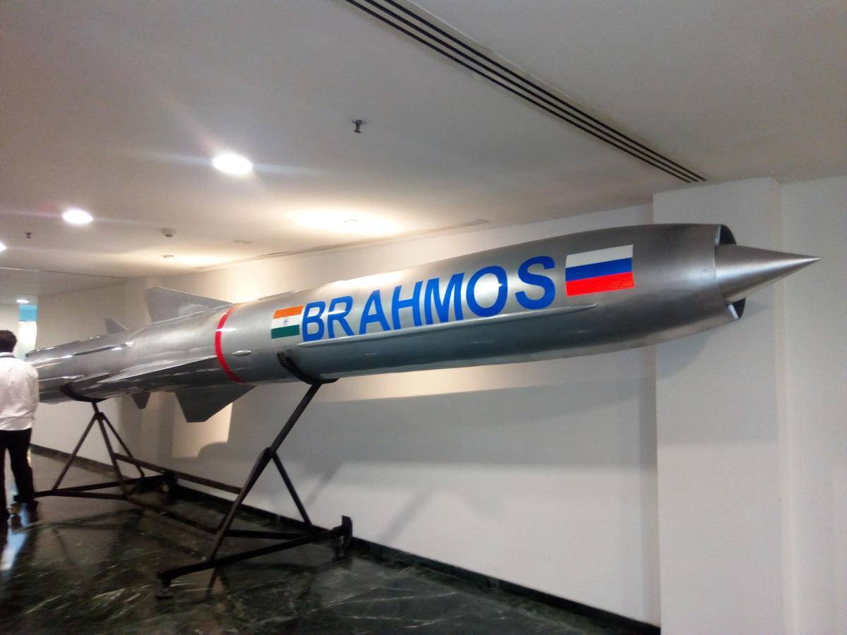 Awacs под прицелом: какими возможностями будет обладать модернизированная российско-индийская ракета «брамос»
