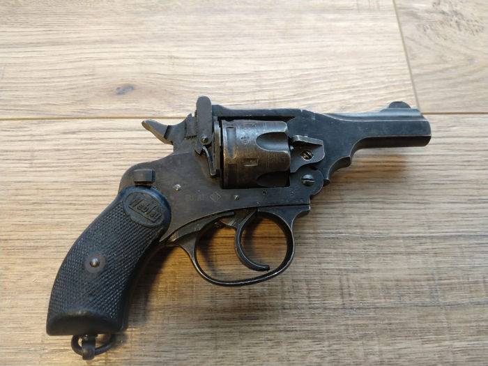 Пистолет webley & scott m1920