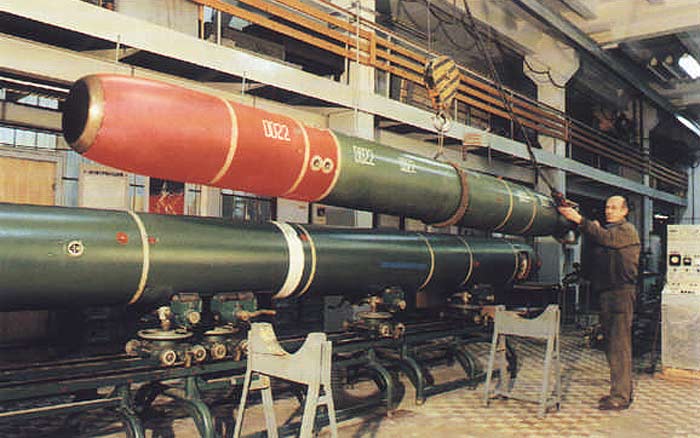 Советская противолодочная самонаводящаяся электрическая торпеда - 533-мм торпеда сэт-65
