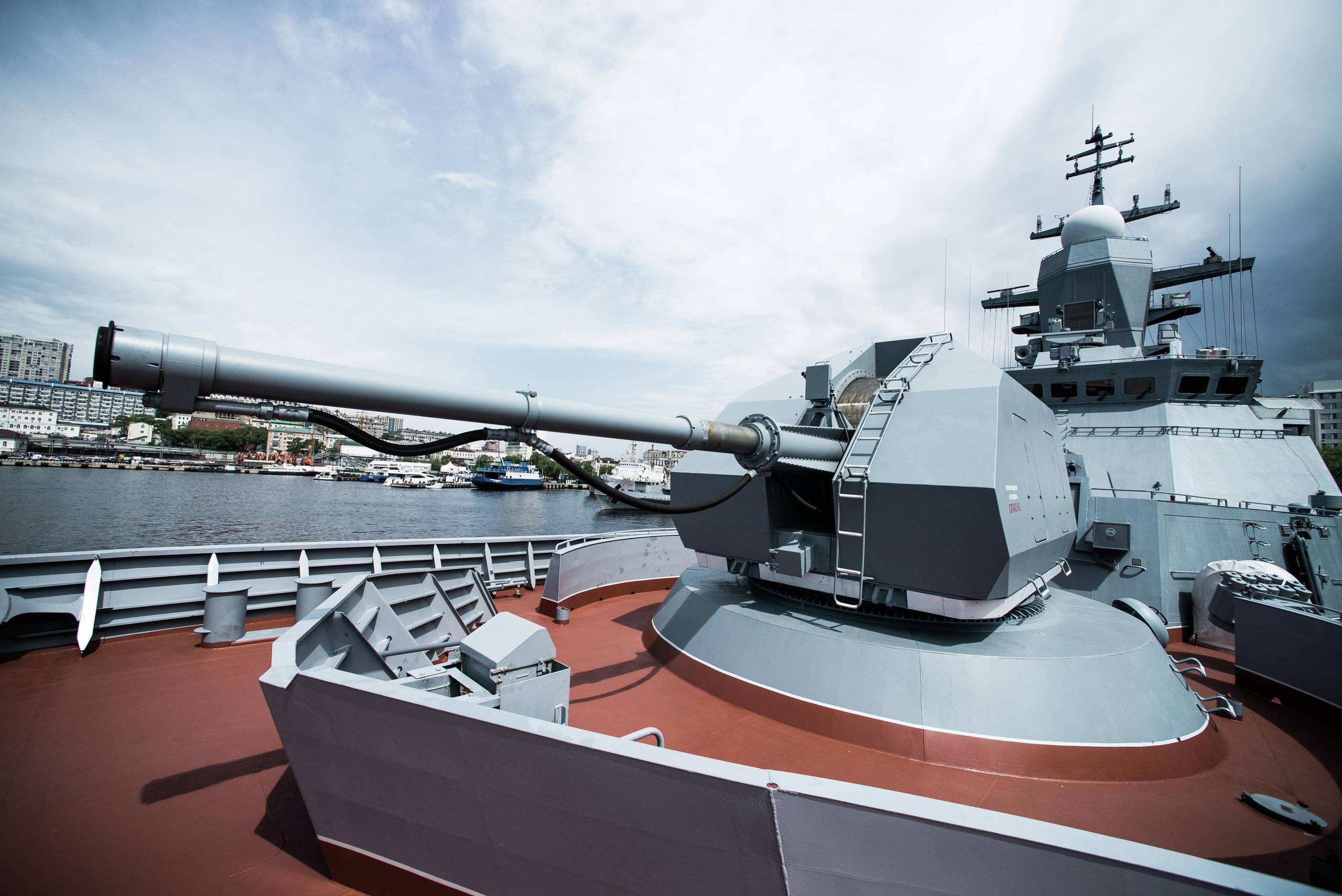 Самоходные артиллерийские установки в музее «боевая слава урала»