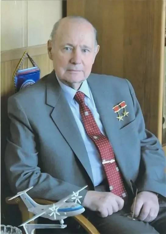 Выдающиеся заслуги авиаконструктора Генриха Новожилова перед отечеством