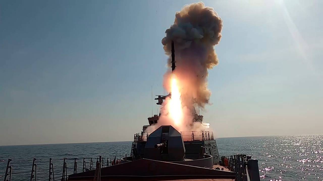 Государственные испытания модернизированного самоходного противотанкового ракетного комплекса "штурм-см"  завершены
