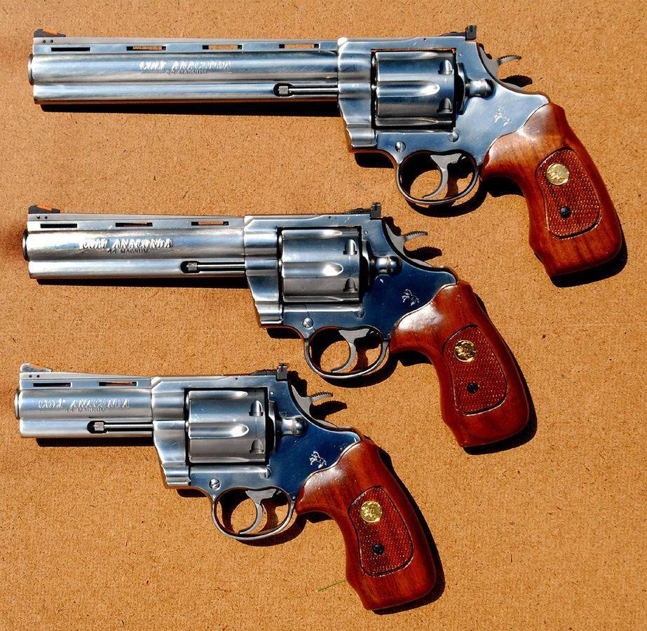 Револьвер Colt Anaconda 44 Magnum