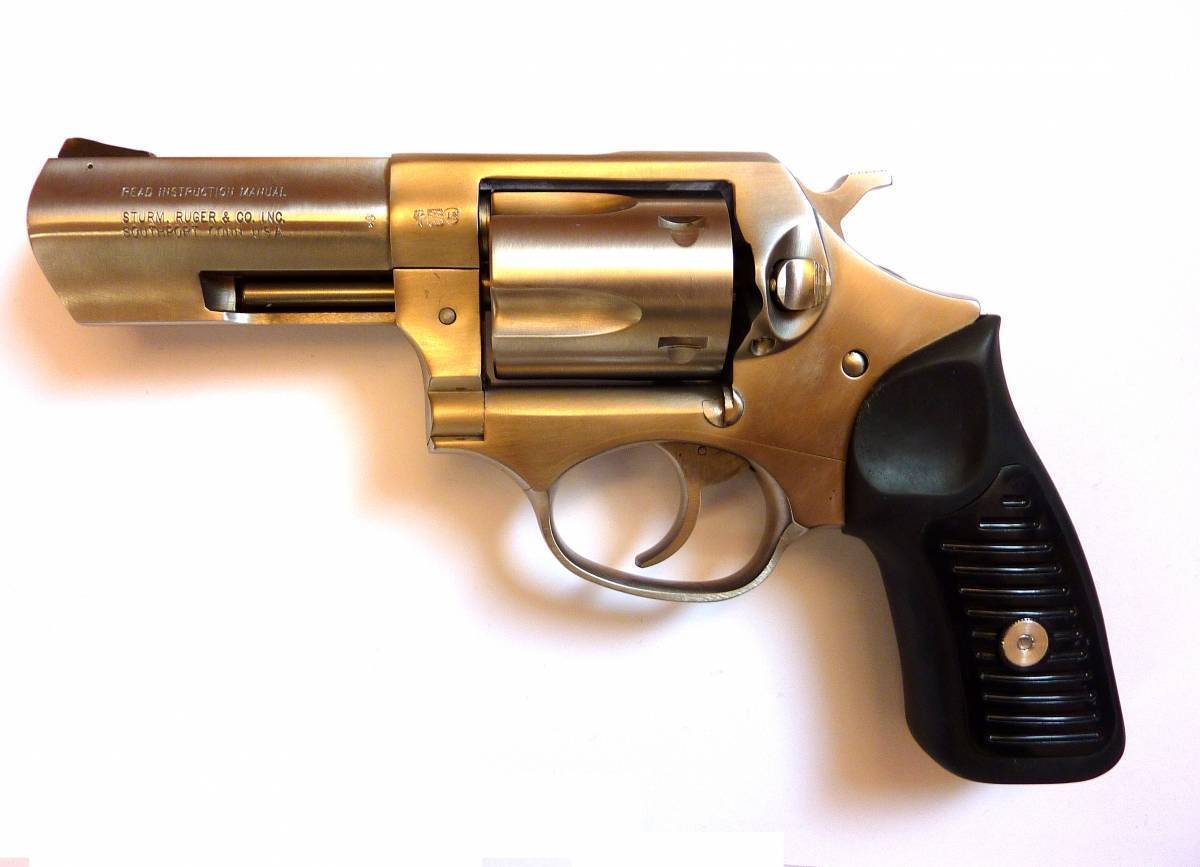 Револьвер Ruger SP101
