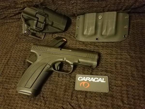 Пистолет Caracal Enhanced F