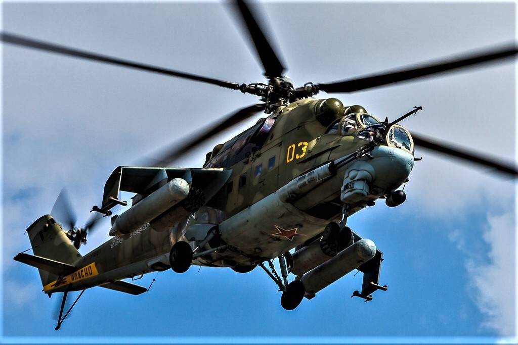 Ударные вертолеты ми-24 из состава 1-й эскадрильи армейской авиации азербайджана