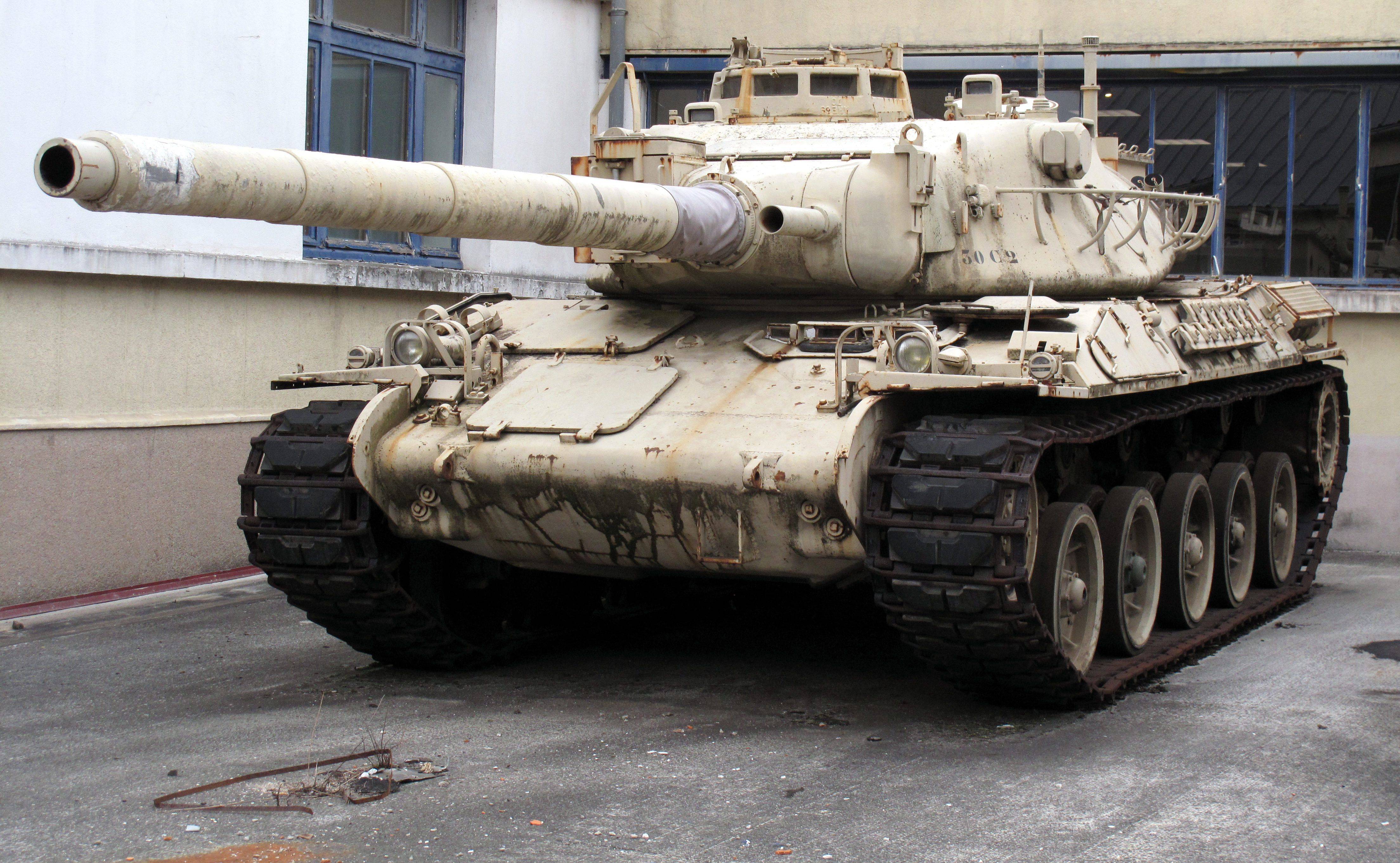 Основной боевой танк amx-30