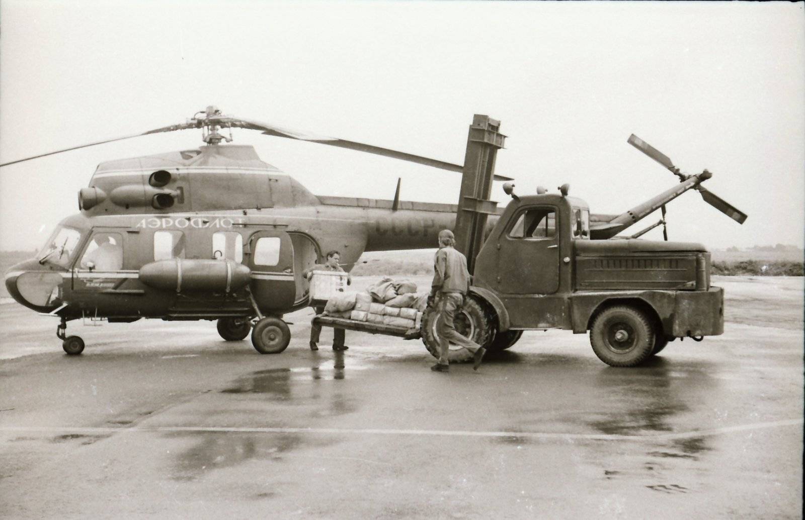 Многоцелевой вертолет ми-2