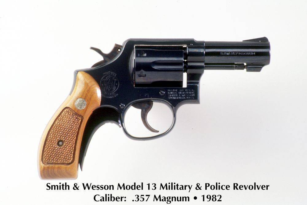 Smith & wesson model 10