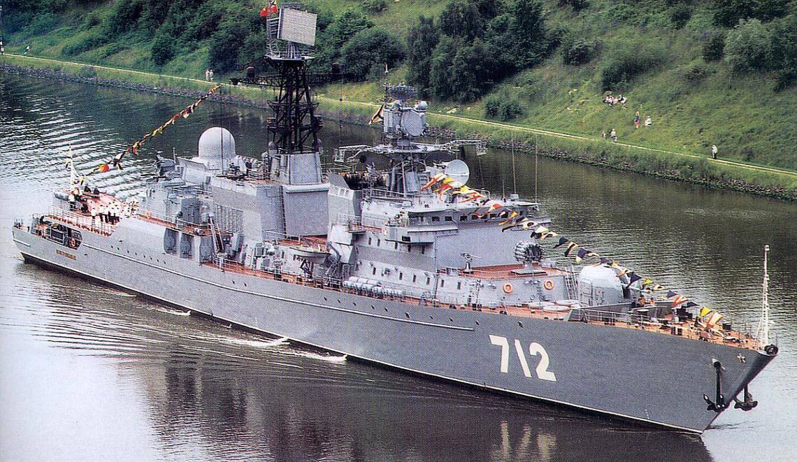 Сторожевой корабль ярослав мудрый проекта 11540 модель. отечественное оружие и военная техника