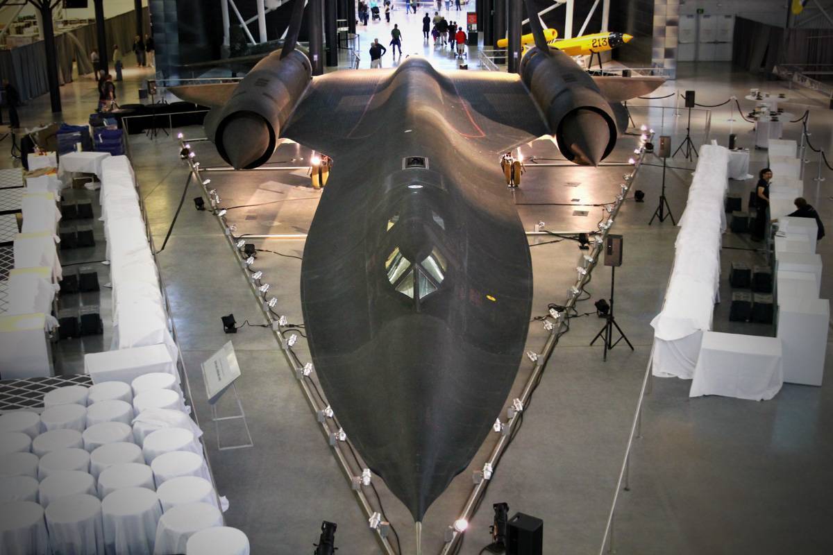 Lockheed sr-71 blackbird — википедия. что такое lockheed sr-71 blackbird