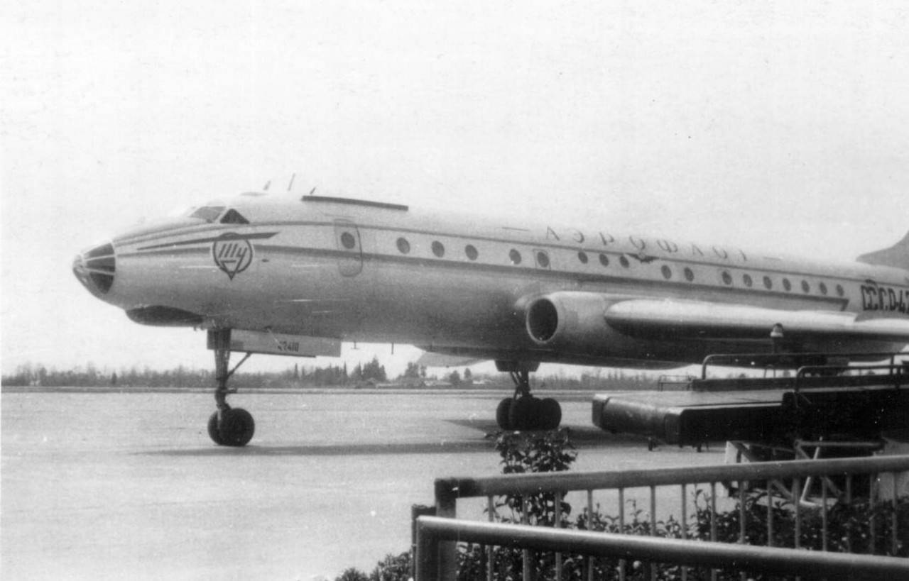 Ту-104 — википедия
