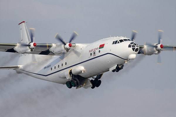 Военно-транспортный самолет ан-12