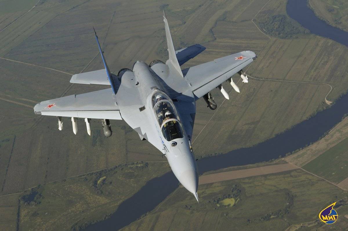 "точка опоры" авиации россии: на что способен истребитель миг-35