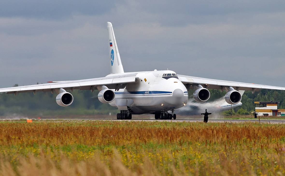 Самый большой серийный транспортник ан-124 «руслан»