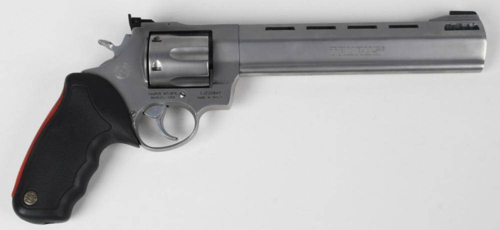 Револьвер Taurus Raging Bull 444