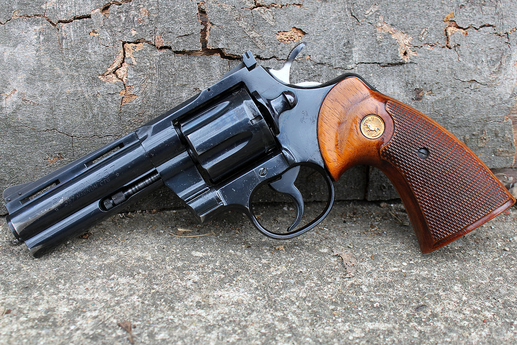 Кольт Питон – красивый револьвер для настоящих мужчин