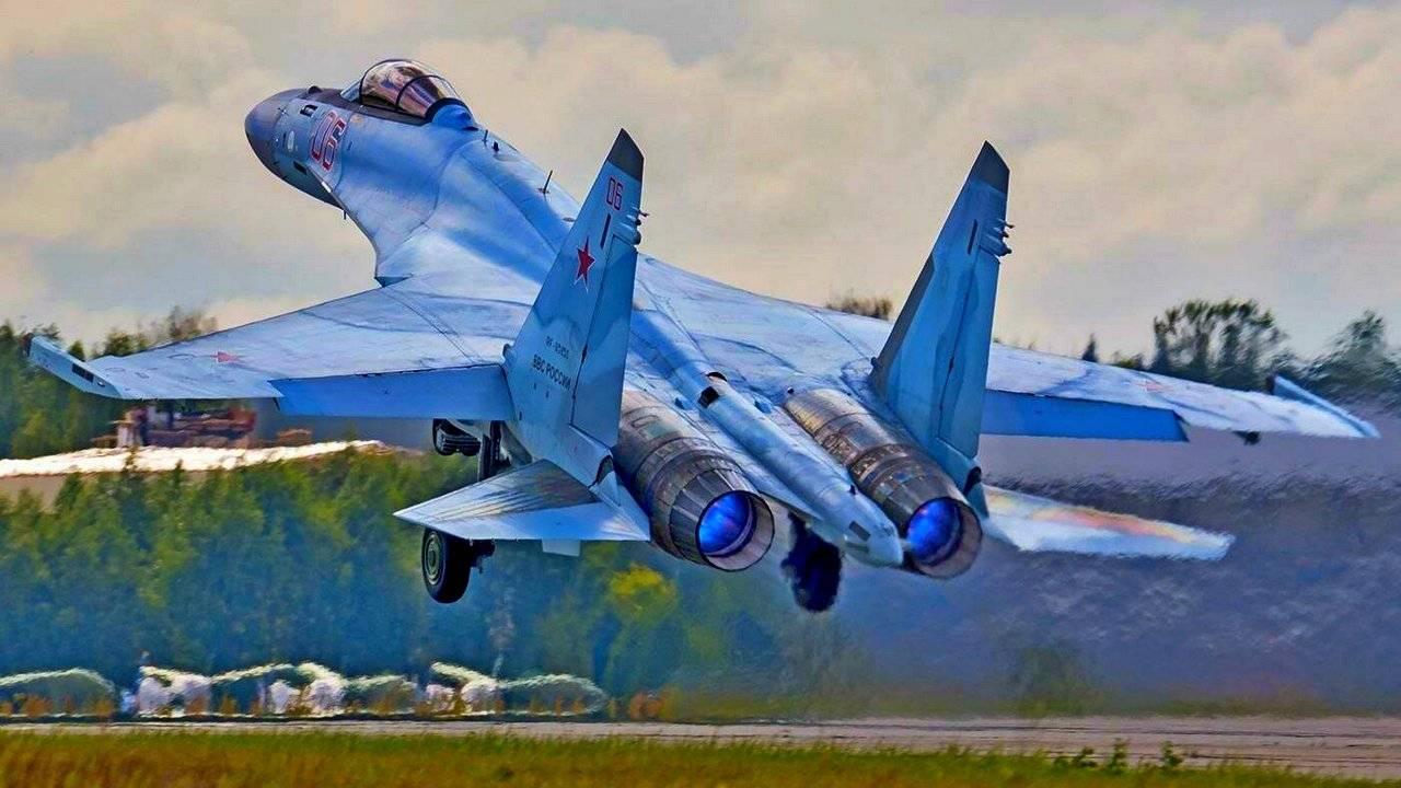 «странные эти русские: су-35 — истребитель 5-го поколения, а они соглашаются на 4++, теряя миллиарды»