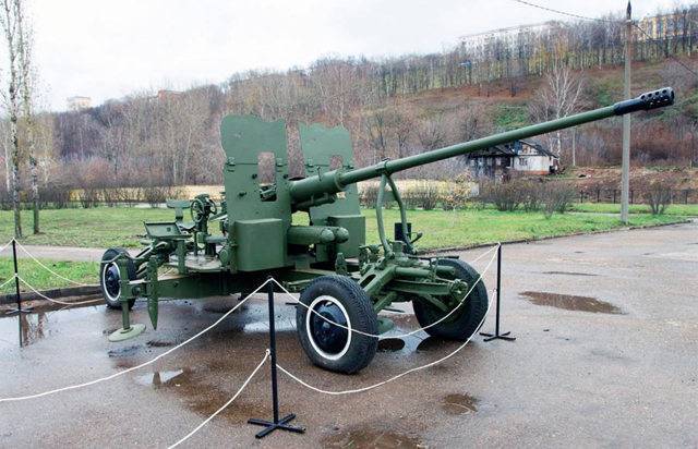 45-мм артиллерийская установка см-20-зиф — корабельная счетверенная автоматическая артиллерийская установка вмф ссср.