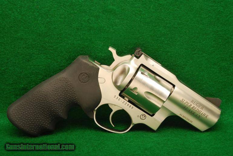 Револьвер Ruger Redhawk Alaskan