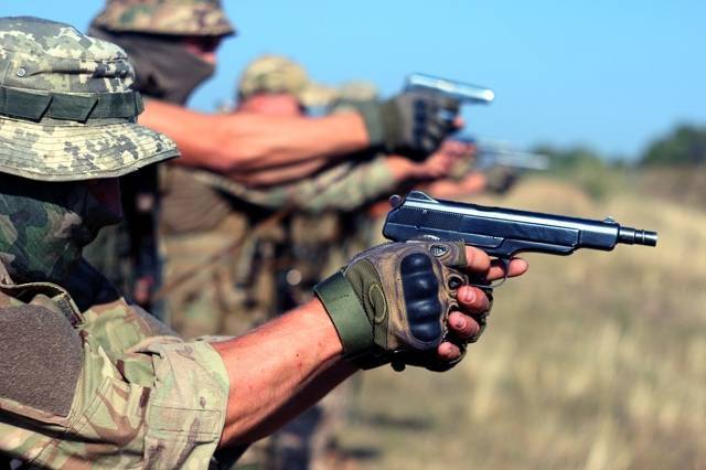 Итальянцам разрешили самооборону огнестрельным оружием