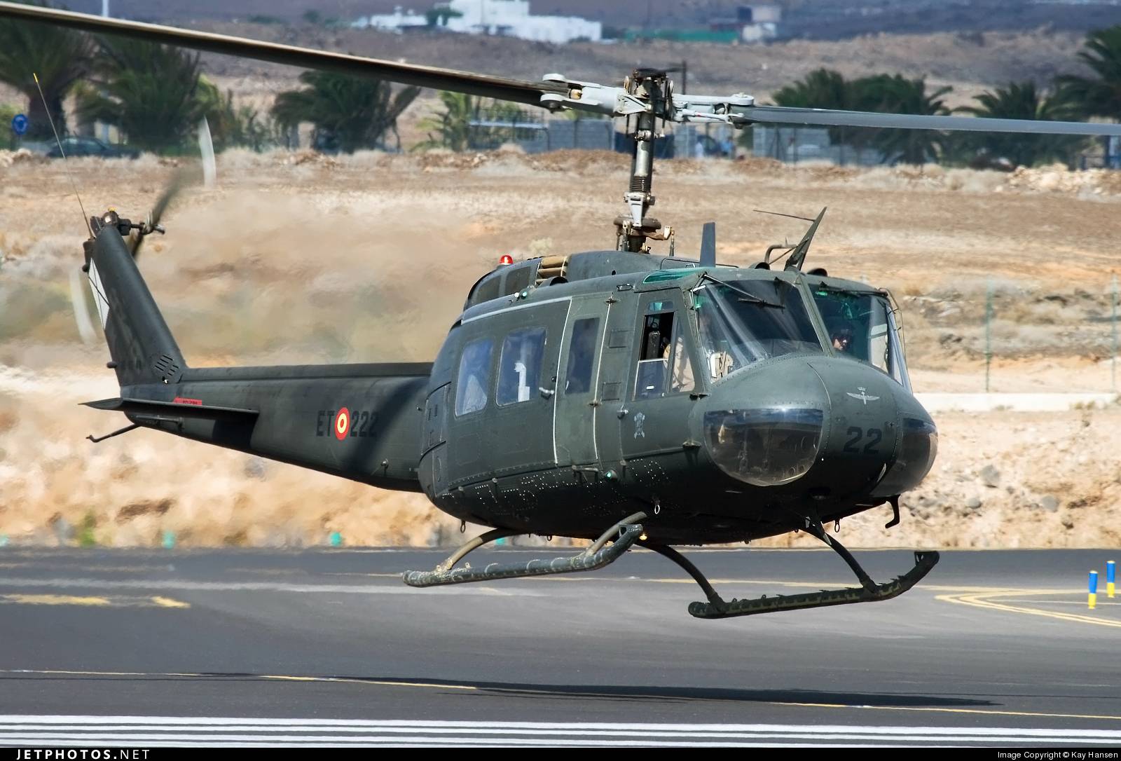 Вертолет белл uh-1 ирокез фото. видео. характеристики