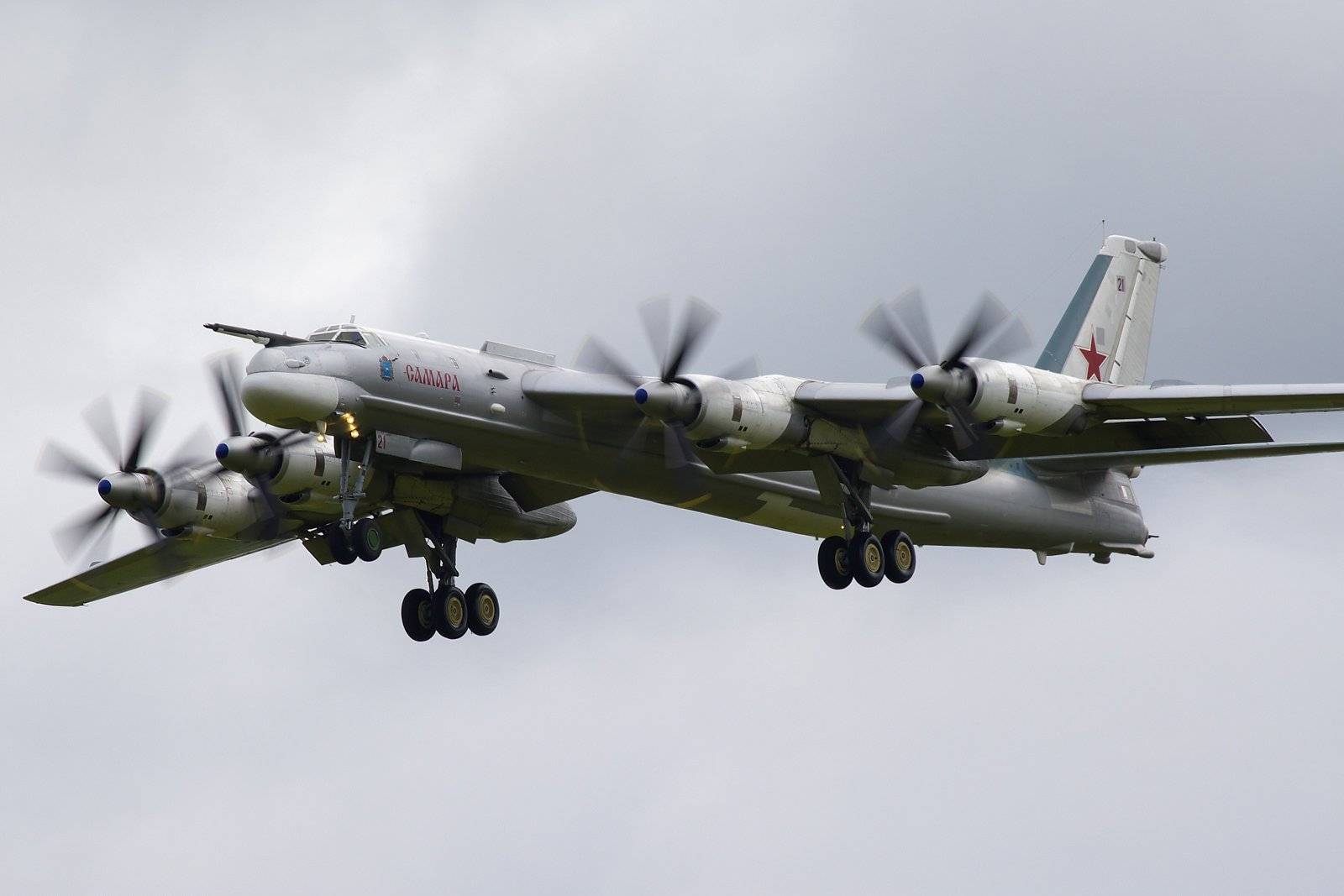 Самолет ту-142: фото, вооружение