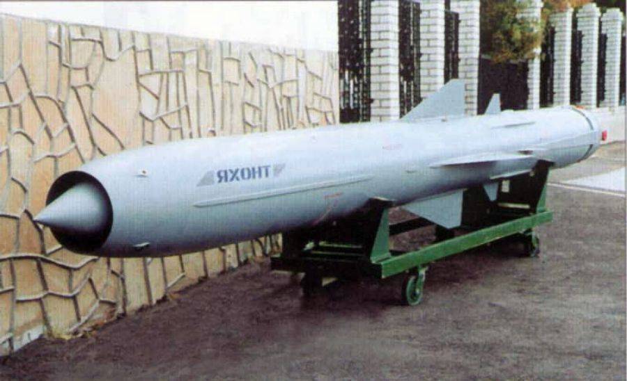 Сверхзвуковая универсальная противокорабельная ракета п-800 "оникс"
