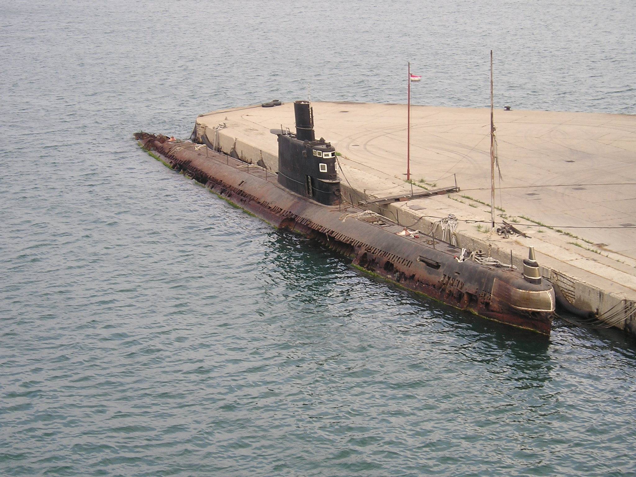 Подводная лодка проекта 633: описание, характеристики, применение, фото