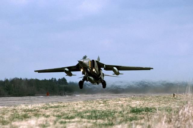 Миг-27 (миг-23бм), истребитель-бомбардировщик | иркипедия - портал иркутской области: знания и новости