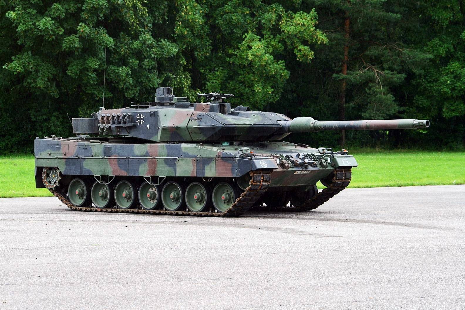Леопард-2 — основной боевой танк германии и нато