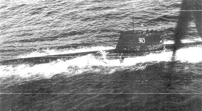 Подводная лодка типа "фокстрот" - foxtrot-class submarine