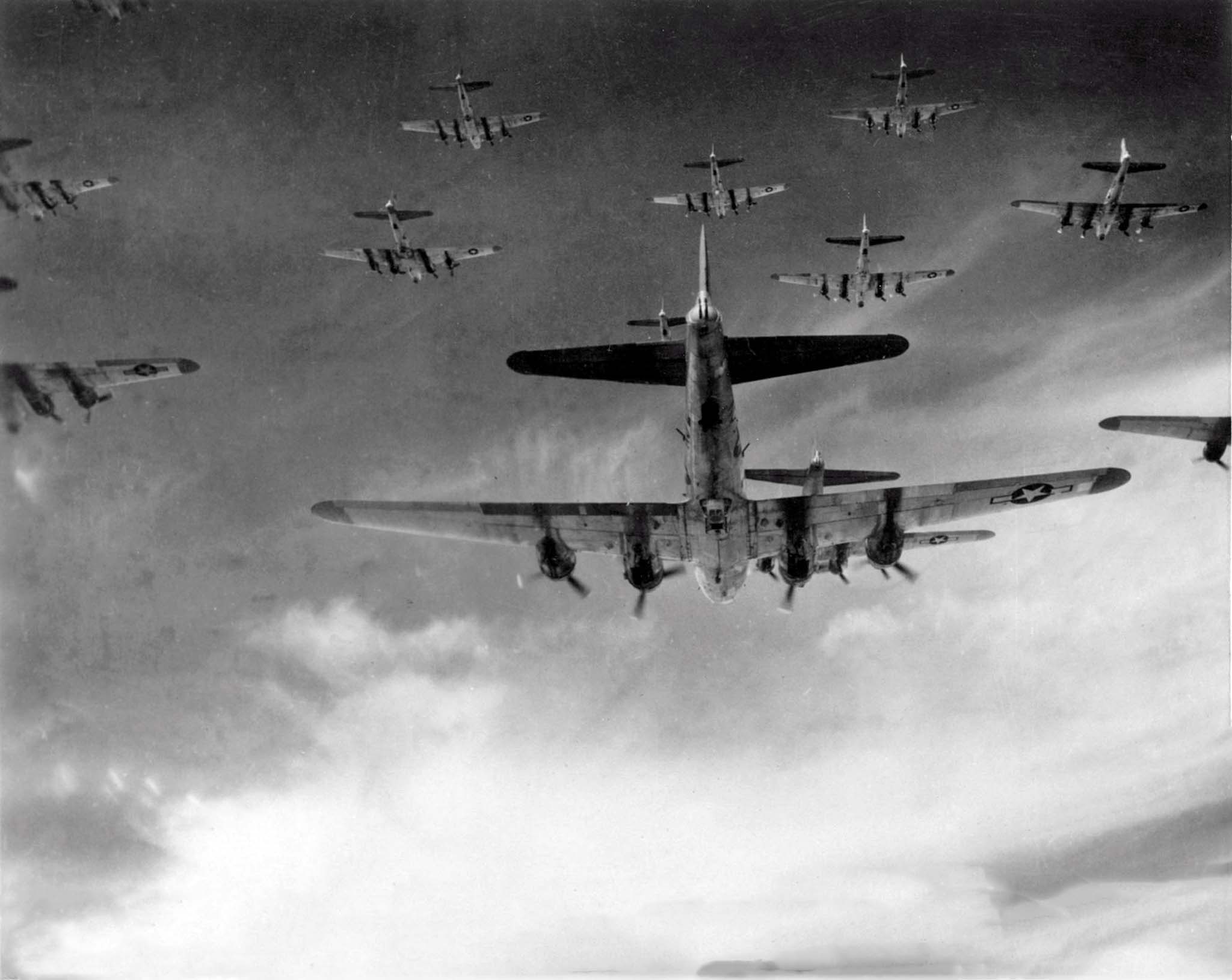 B-17: boeing flying fortress, летающая крепость, бомбардировщик б-17, история появления самолёта, вооружение