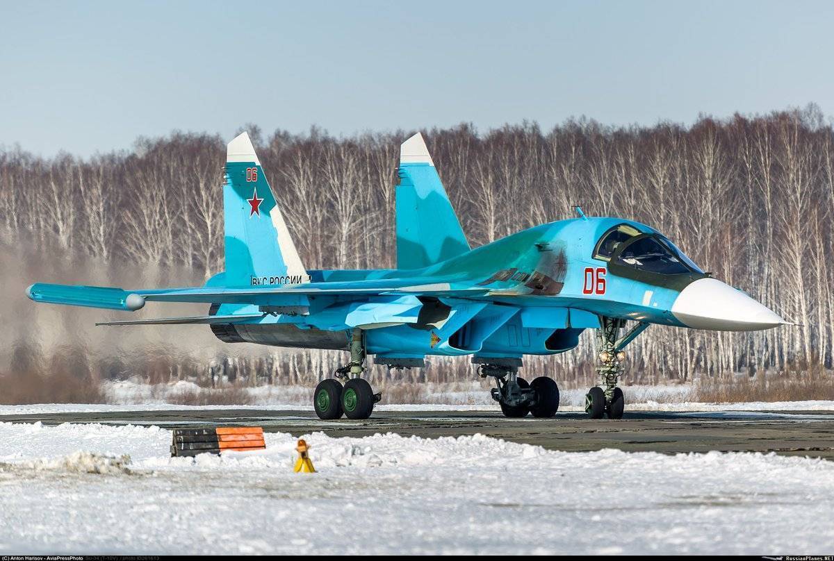 Сухой су-22 - истребитель-бомбардировщик