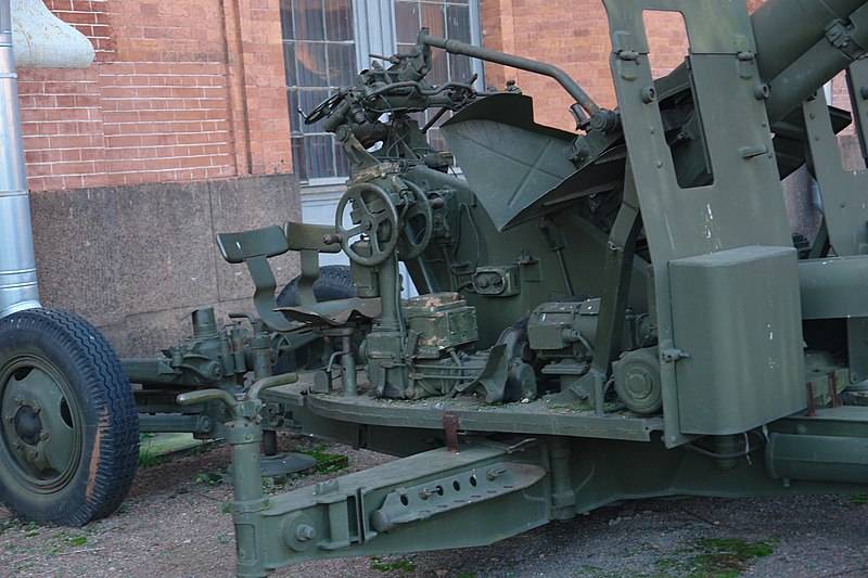 Автоматическая зенитная установка С-60