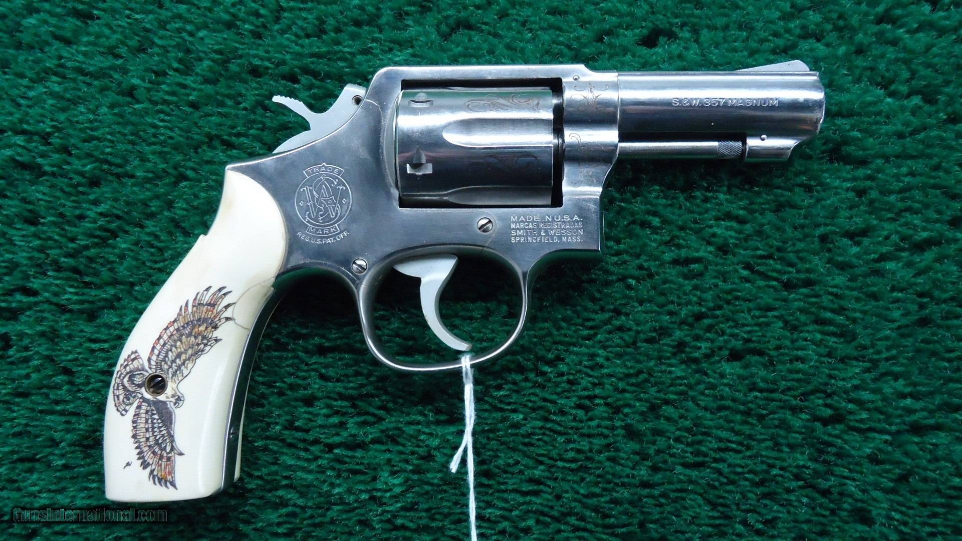 Револьвер Smith & Wesson Model 19