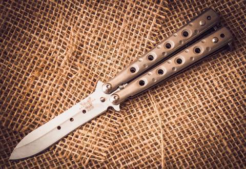 Нож-бабочка – оружие или дешевые понты?