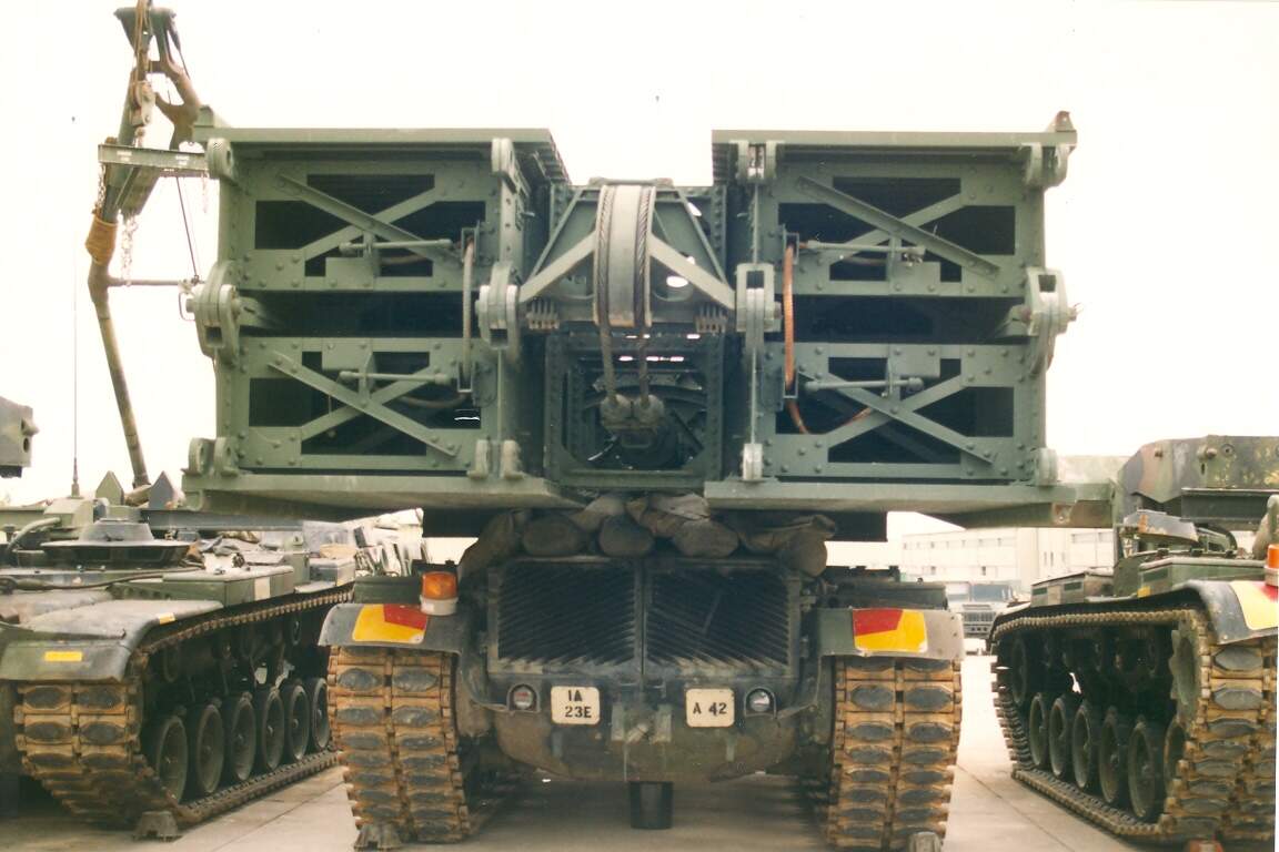 Танковый мостоукладчик мту-90, подробный обзор