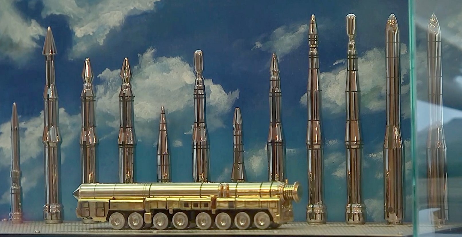Ракетный комплекс средней дальности рсд-10 пионер (ss-20)