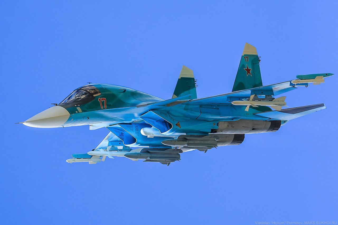 Боевой «утёнок»: на что способен российский истребитель-бомбардировщик су-34