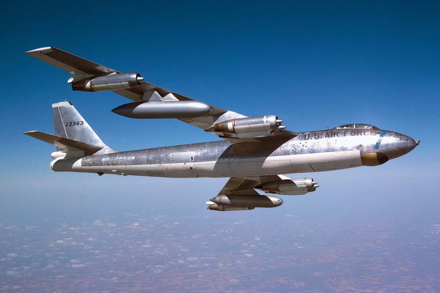 Boeing b-47 stratojet википедия