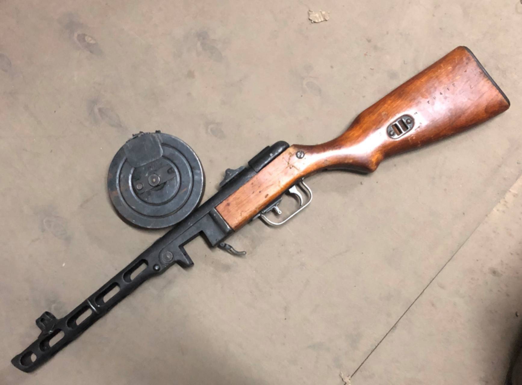 Ппш-41 – пистолет-пулемет шпагина