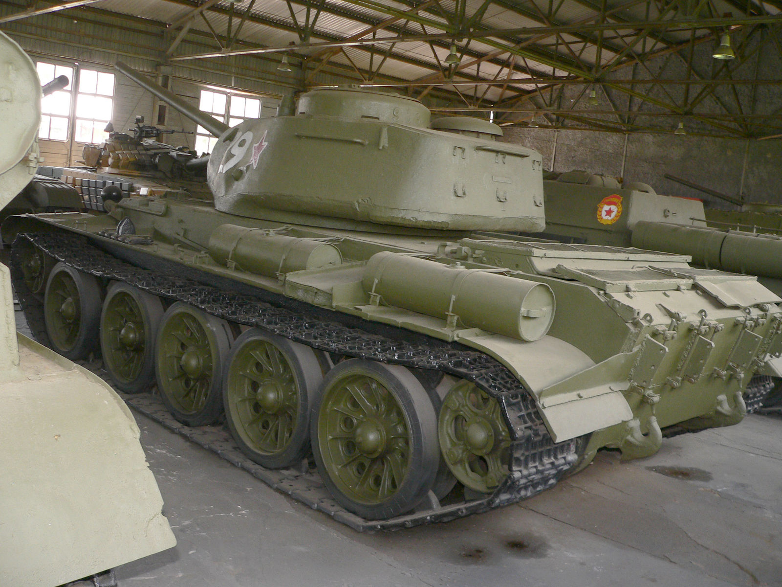 Советский средний танк т-44