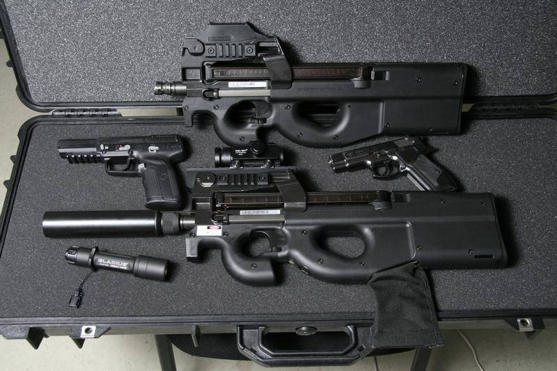 Пистолет-пулемёт FN P90