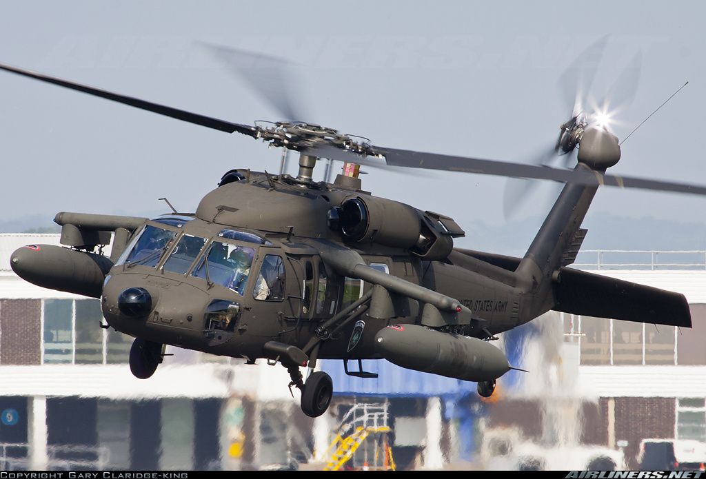 Sikorsky uh-60 black hawk