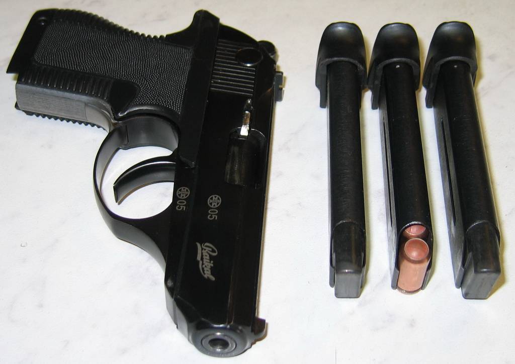 Удобный травматический пистолет safari mini для регулярной самообороны